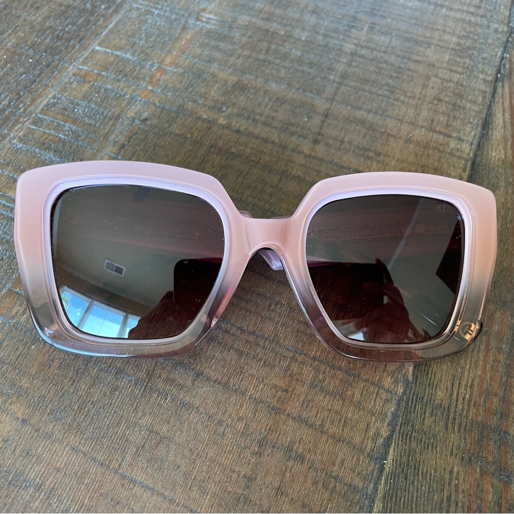 New Entourage of 7 Talega Suns